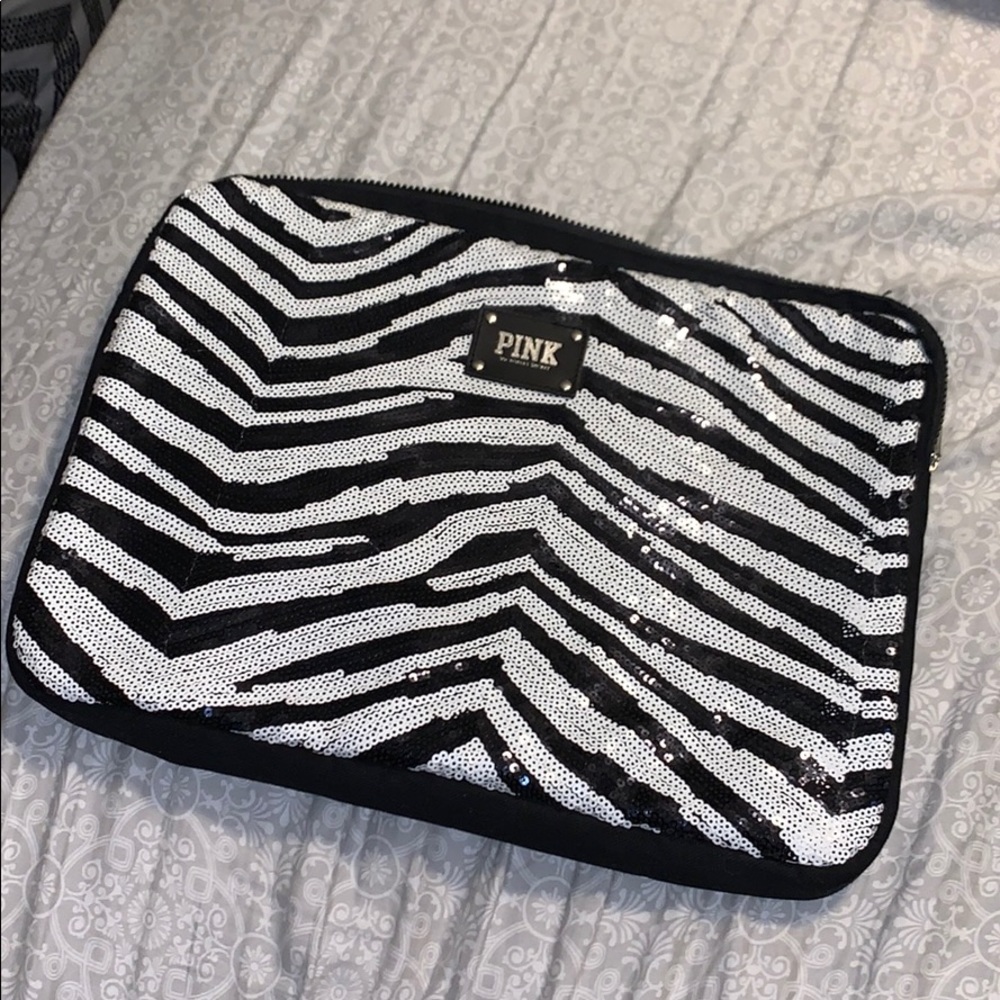 Victoria’s Secret PINK laptop sleeve